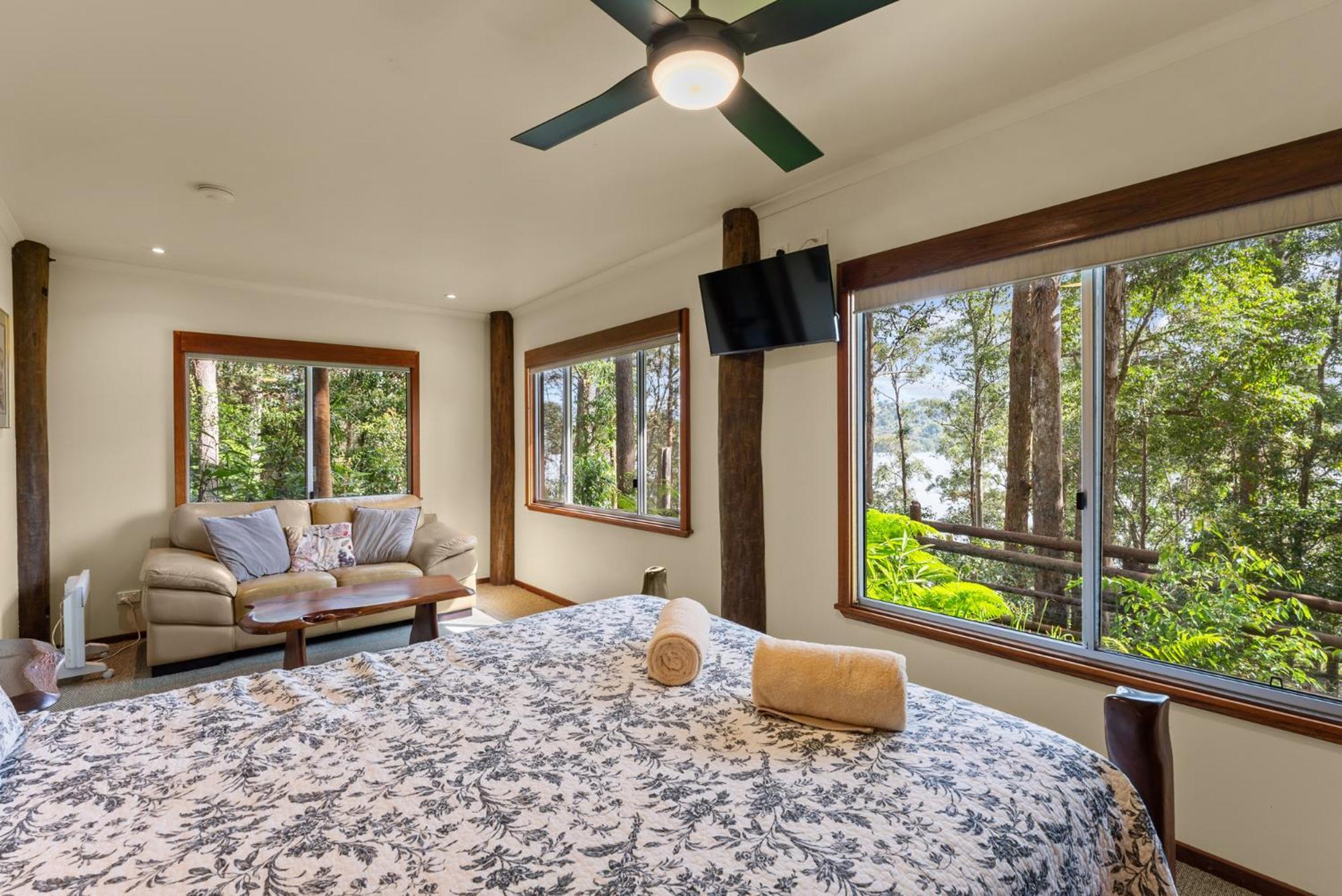 Secrets On The Lake Montville Exterior foto